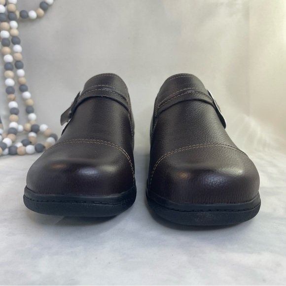 Clarks Women's Cheyn Madi Loafer, Dark Brown Tumbled Leather, 10 W US - Picture 3 of 10